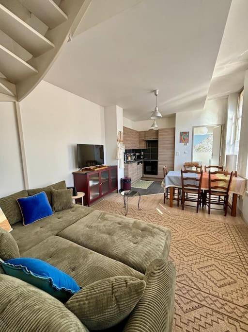 Apartment Le Au Coeur De 2eme Etage 6 Personnes Dieppe